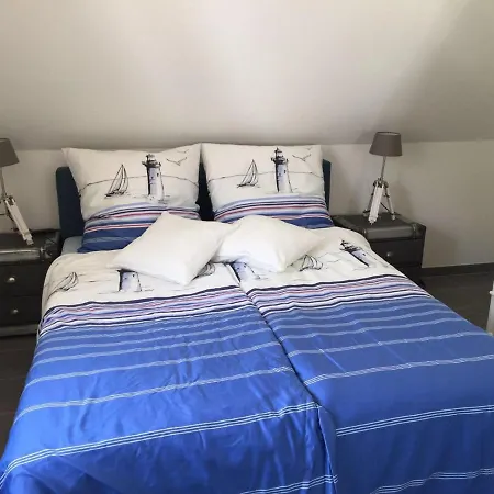 Reethaus Seeadler Mit Sauna, Terrasse, Garten * Glowe