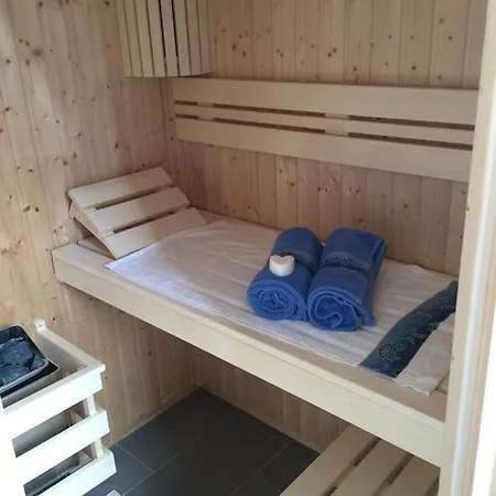 Reethaus Seeadler Mit Sauna, Terrasse, Garten Ferienhaus *