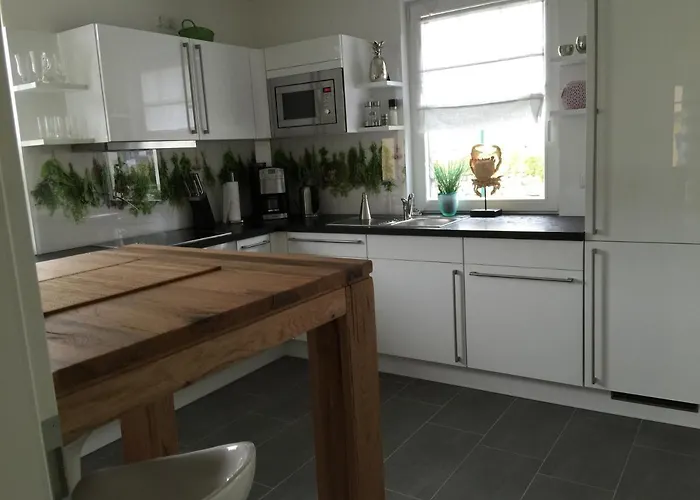 Reethaus Seeadler Mit Sauna, Terrasse, Garten