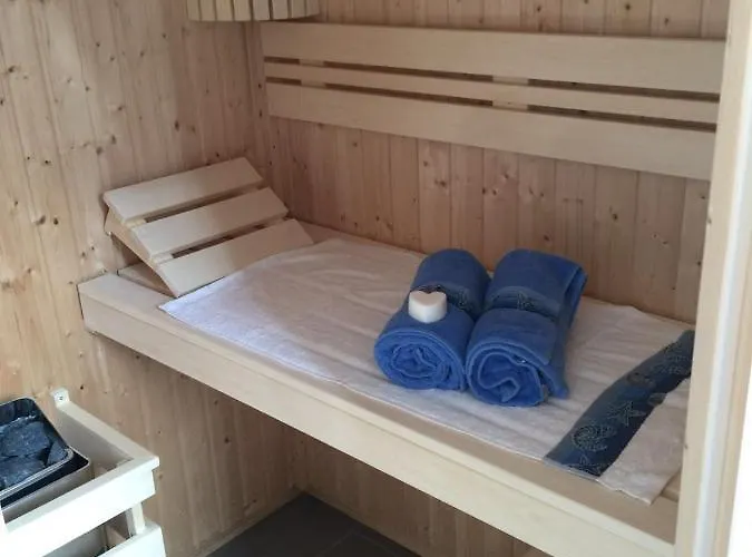 Reethaus Seeadler Mit Sauna, Terrasse, Garten بيت للعطل *